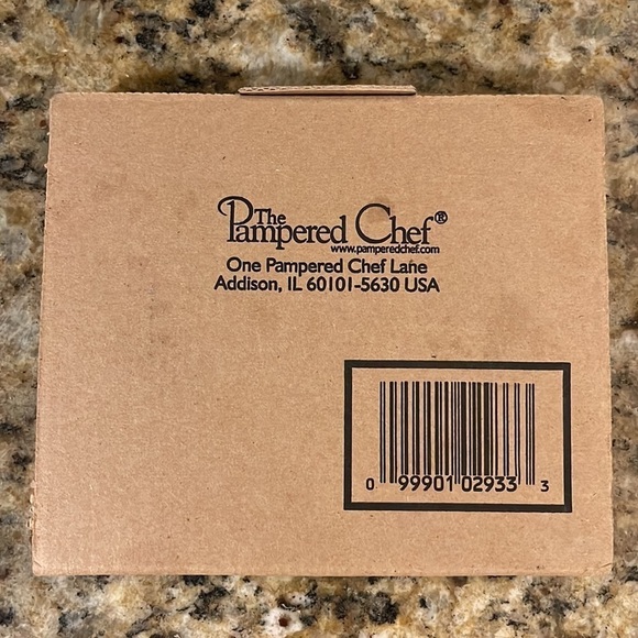 The Pampered Chef Family Heritage Stoneware Collection Bountiful Heart 2004 USA - Picture 6 of 6